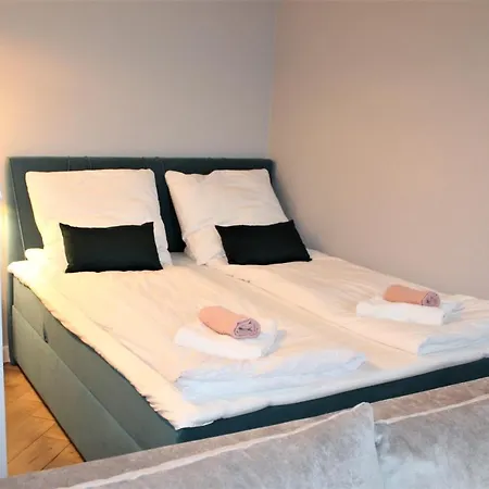 Jodelka Apartament & Studio Apartment *
